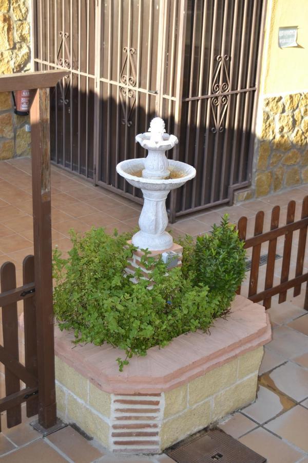 Apartamentos "Casa Rural De Aldea" Aldea del Fresno Buitenkant foto